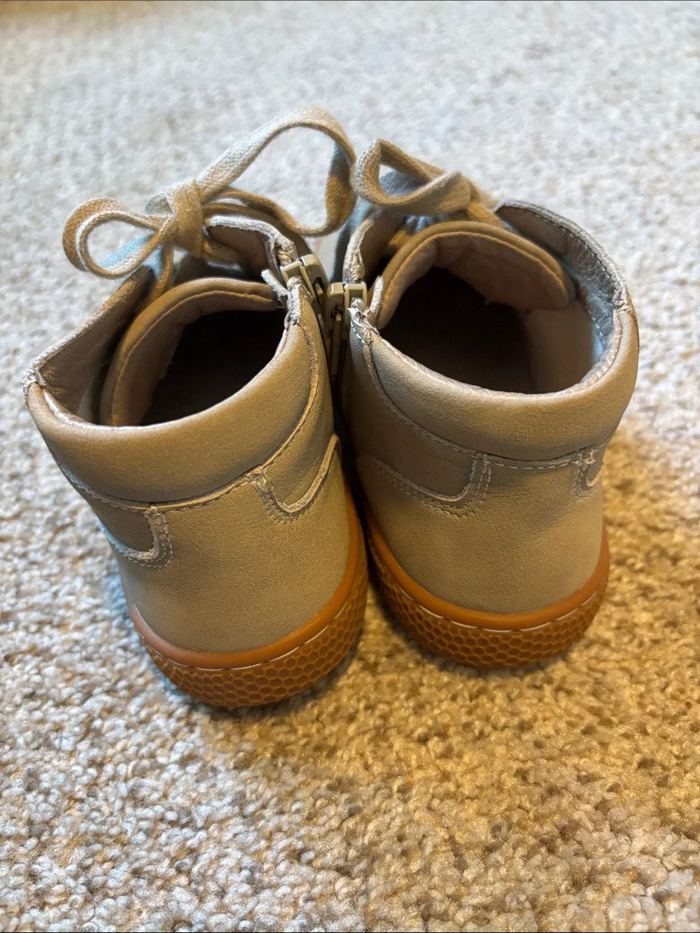 Livie & Luca Might Chukka Boots Tan Size 12 | casual | minimalist | classic |